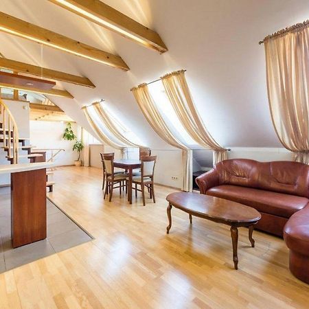Central Apartments 3 X Free Parking X Self Check-In VNO Exterior photo